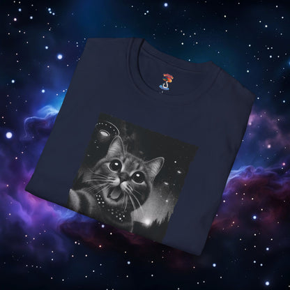 UFO CAT SELFIE SHIRT