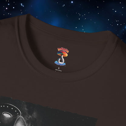 UFO CAT SELFIE SHIRT